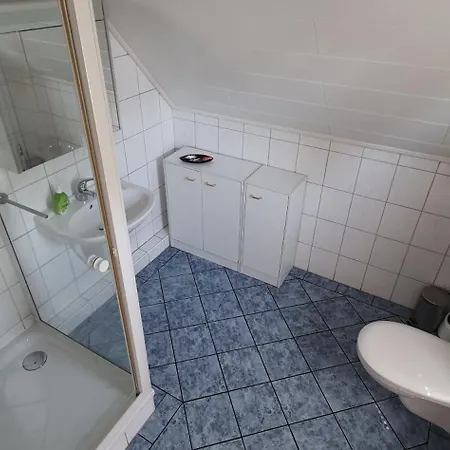 Lejlighed Mit Grosser Dachterrasse Detern