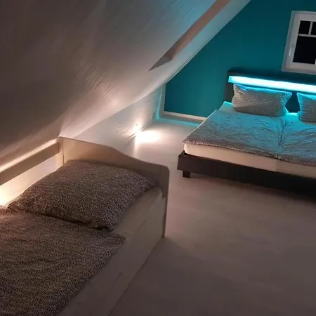 Mit Grosser Dachterrasse * Detern